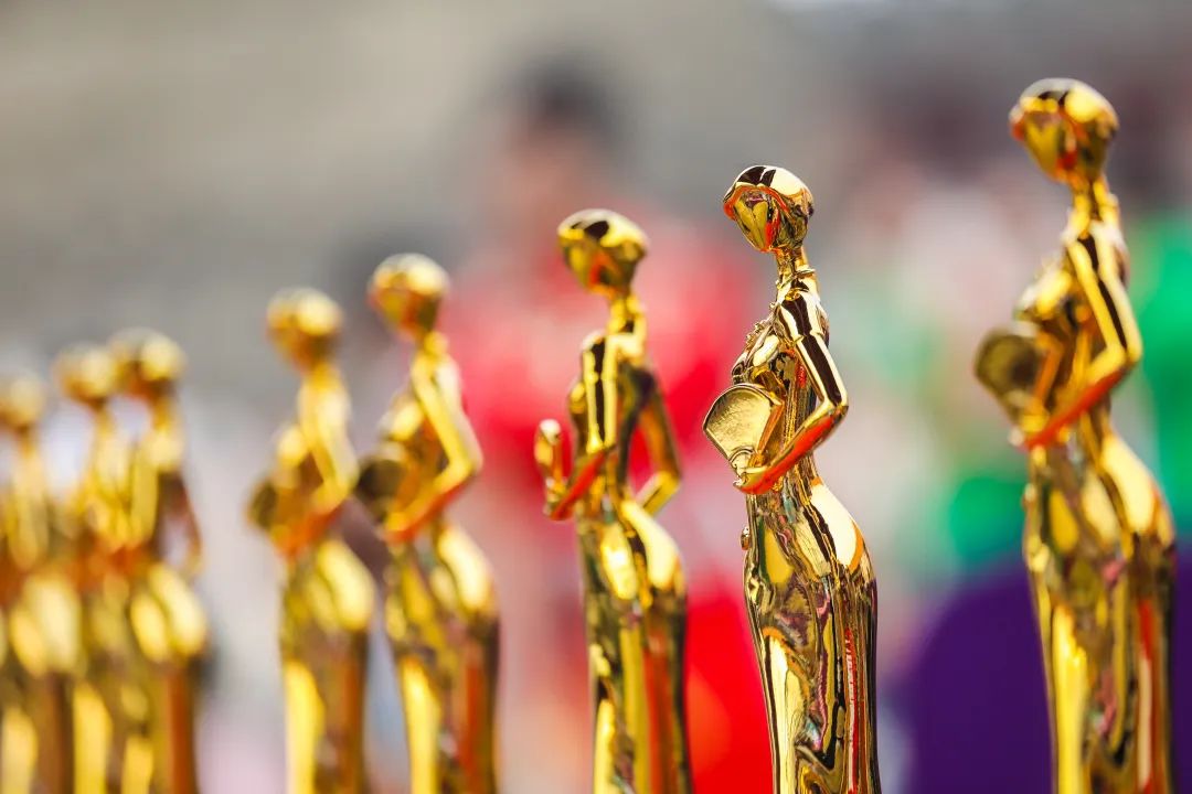 詩意青蓮·花樣年華｜青蓮·歐洲院子旗袍展演活動3月8日正式開啟，快來享受屬于你的美麗時刻吧！