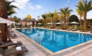 詩意青蓮·花樣年華｜青蓮·歐洲院子旗袍展演活動3月8日正式開啟，快來享受屬于你的美麗時刻吧！